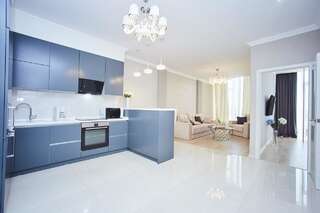 Апартаменты Arcadia Promenade Grand Apartments Одесса Люкс с кроватью размера "king-size" и джакузи-10